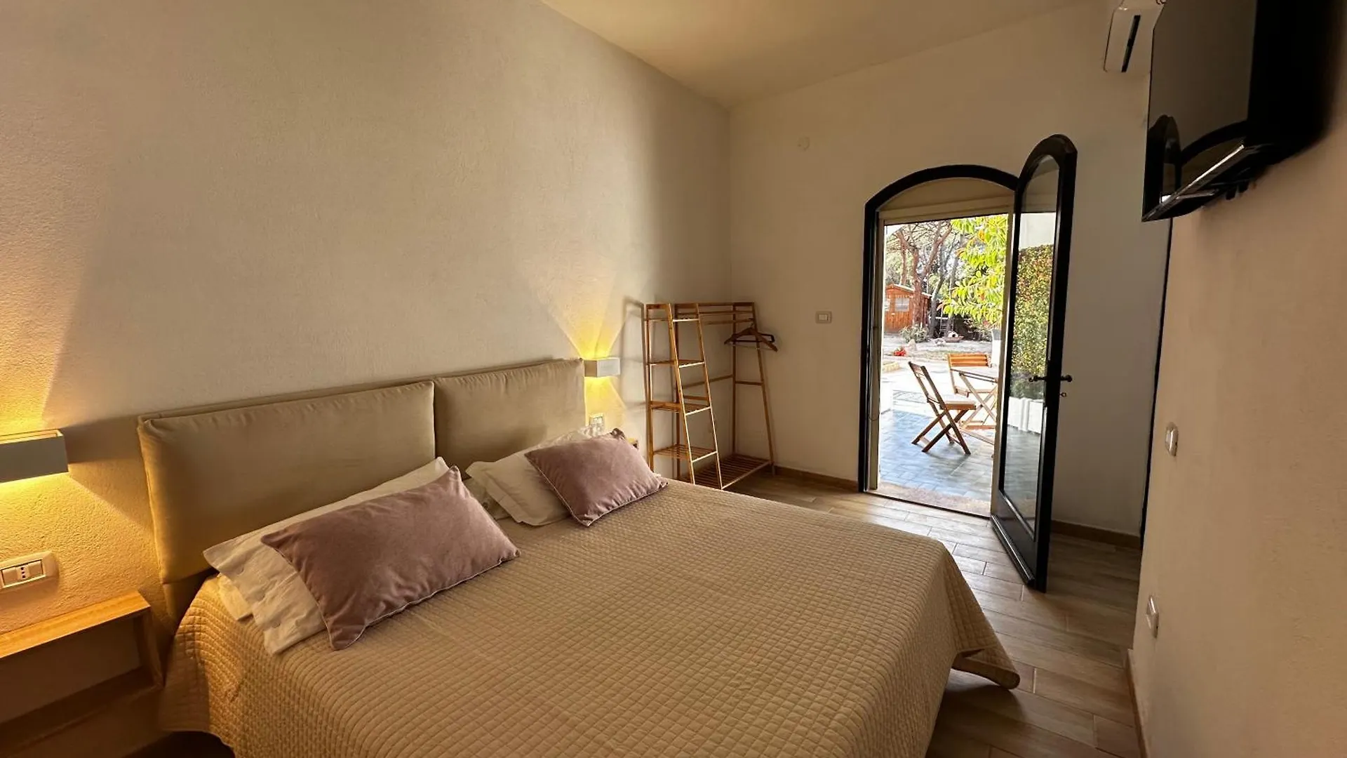 Semesterbostad Villa La Caletta Carloforte